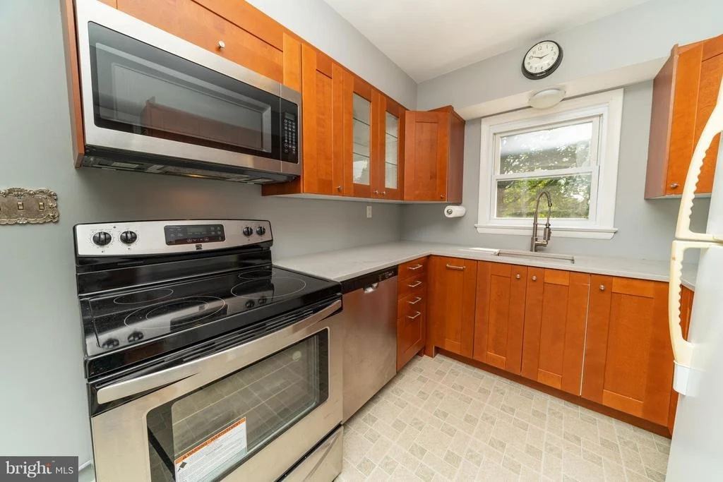 Photo of 21101 CLARKSBURG ROAD