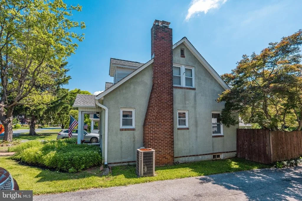 Photo of 515 LOCUST AVENUE