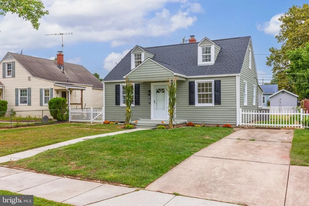 Photo of 8202 LONGPOINT ROAD