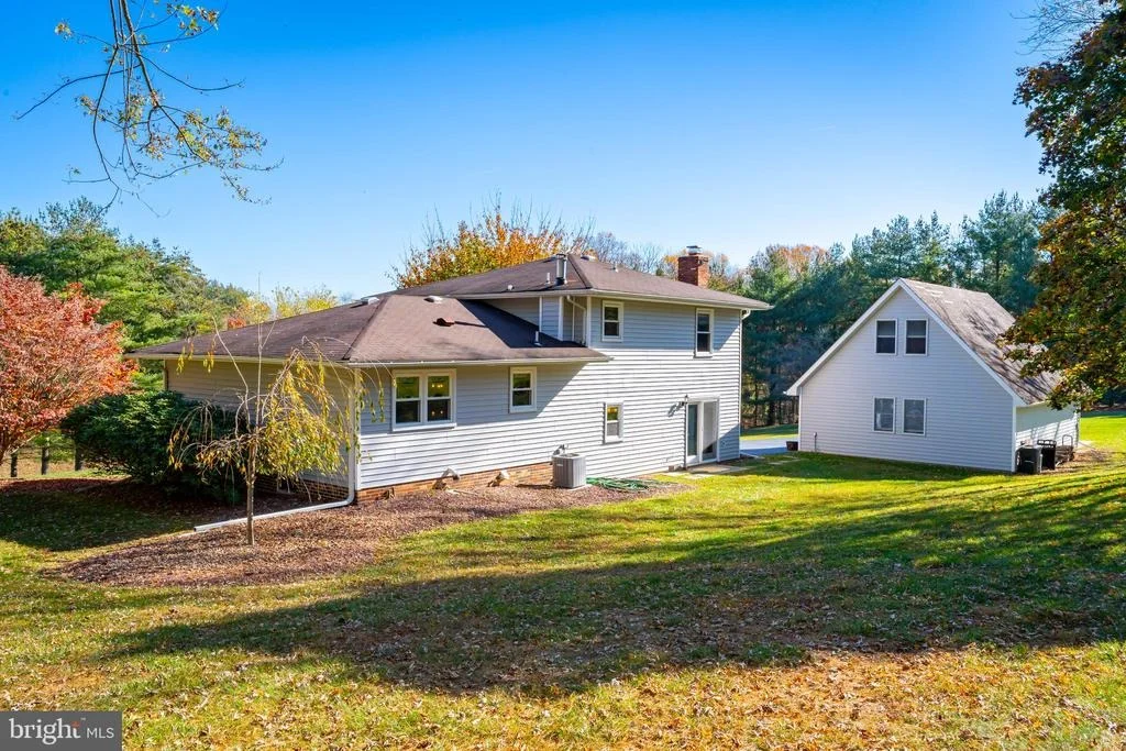 Photo of 895 BEAR BRANCH ROAD