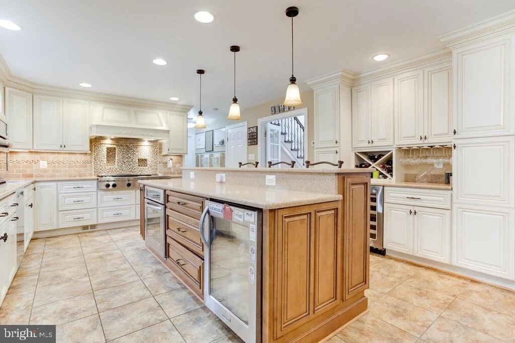 Photo of 12500 PERRYWOOD LANE