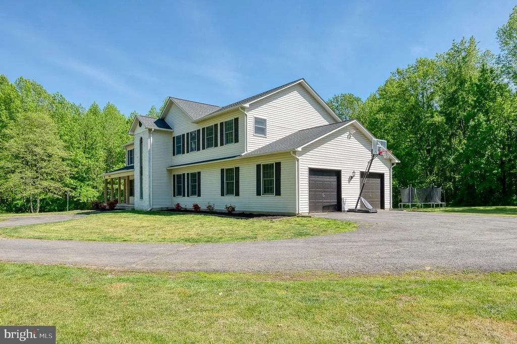 Photo of 2056 CHAPEL ROAD