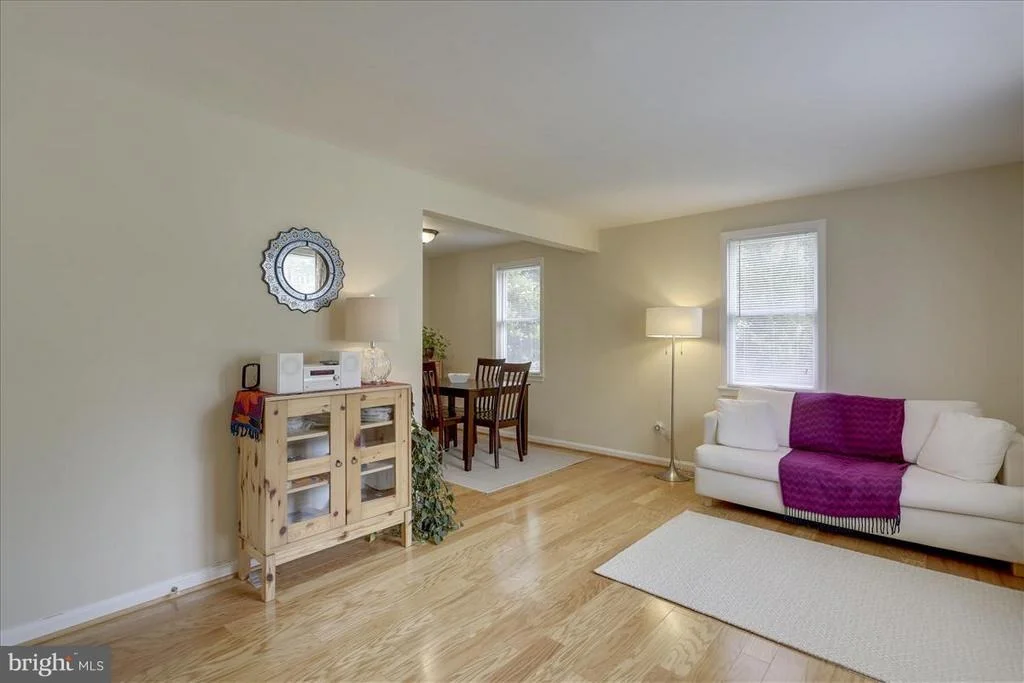 Photo of 1005 DENNIS AVENUE