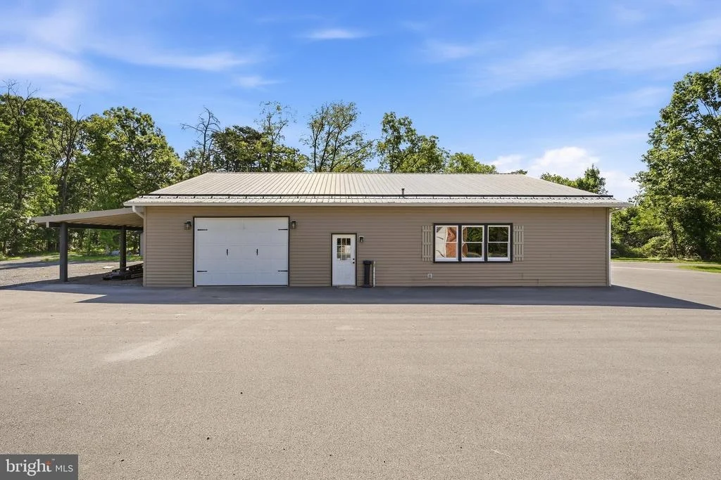 Photo of 210 JACKSON DRIVE