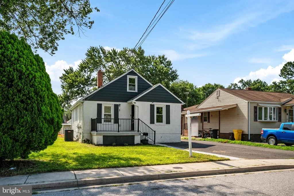 Photo of 5 HAMPTON ROAD