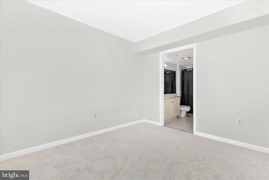 Photo of Unit 309 at 14809 PENNFIELD CIRCLE