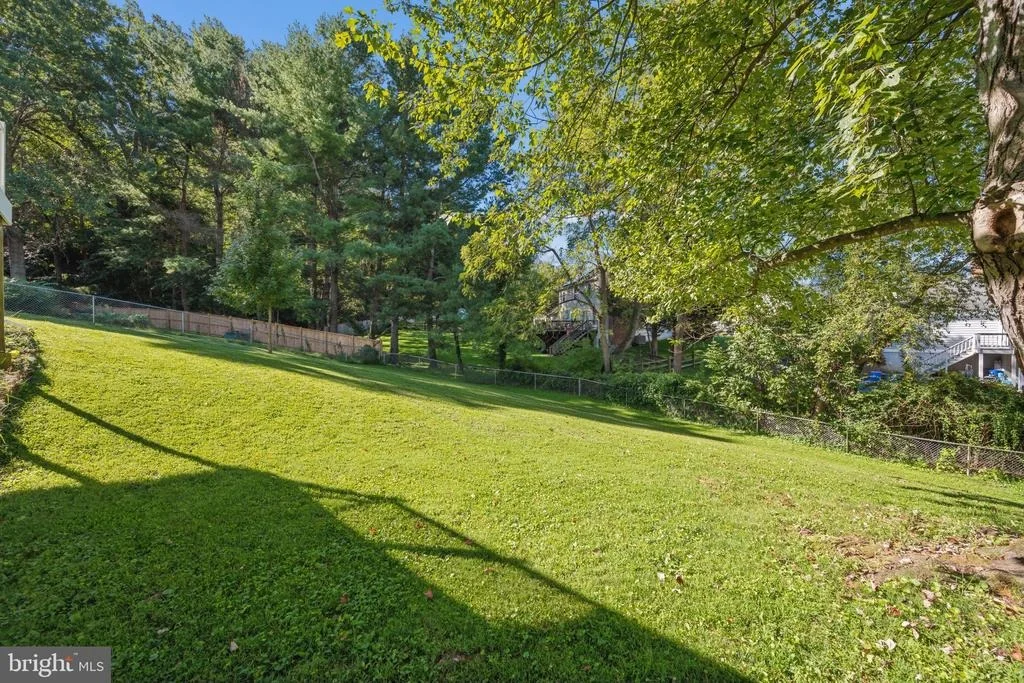 Photo of 4 DONALDS LANE