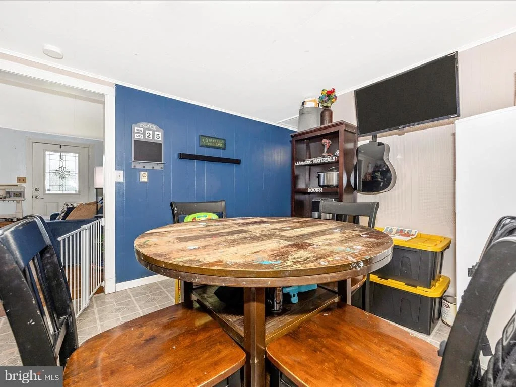 Photo of 7612 MCCLELLAN AVENUE