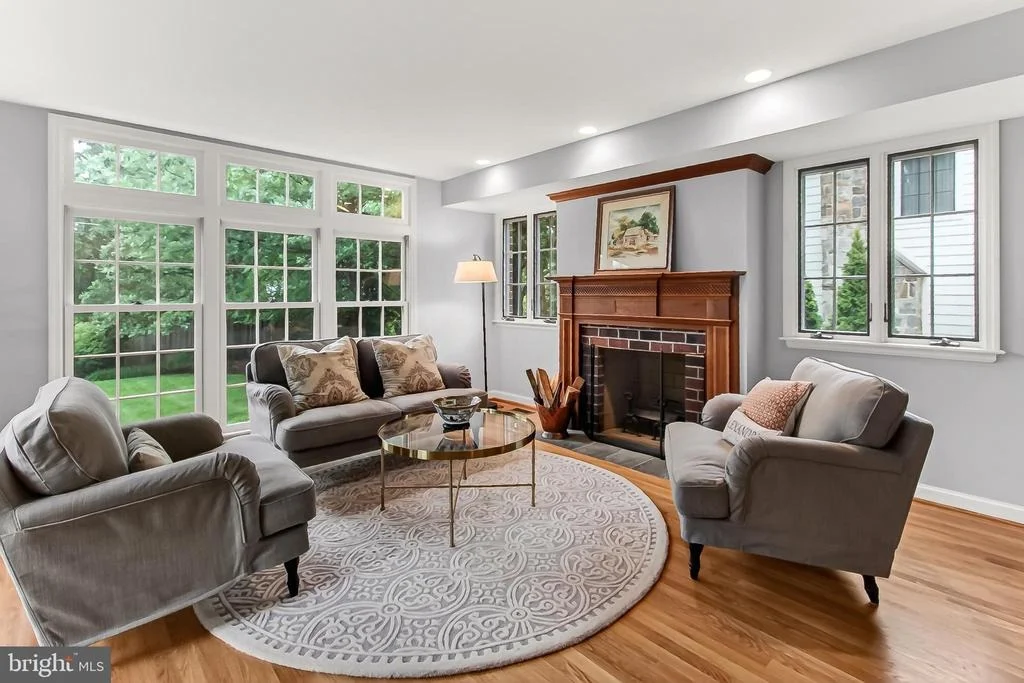 Photo of 809 ENDERBY DRIVE