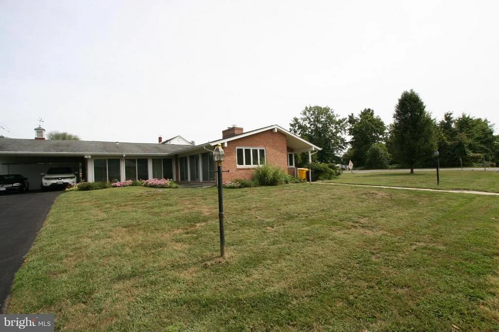 Photo of 500 MAPLE ROAD E