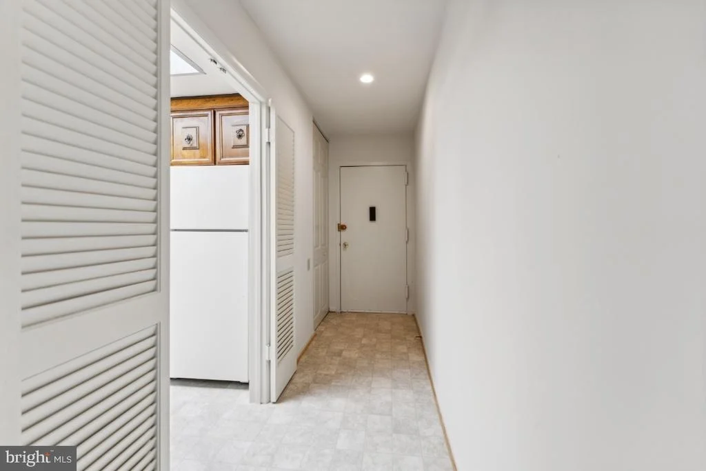 Photo of Unit 102F at 3642 GLENEAGLES DRIVE