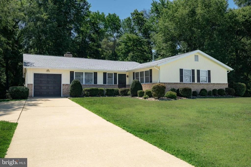 Photo of 24 MERION COURT
