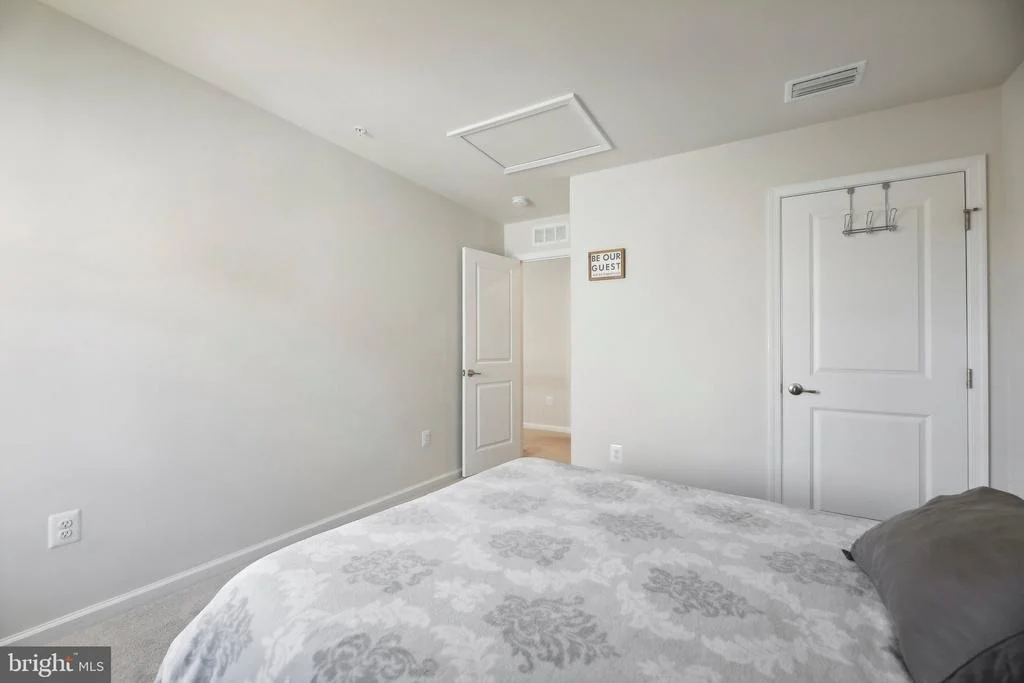 Photo of 231 PICKETT STREET