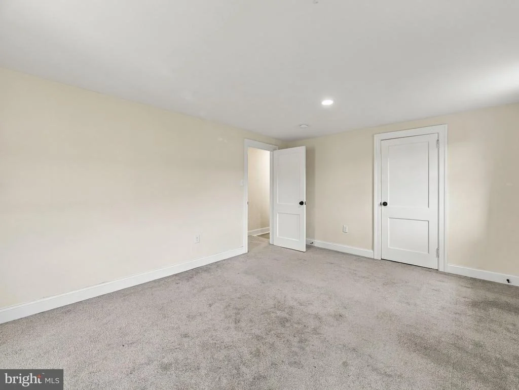 Photo of 8118 MAPLEVILLE ROAD