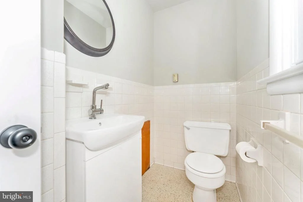 Photo of 6438 BROAD RUN ROAD
