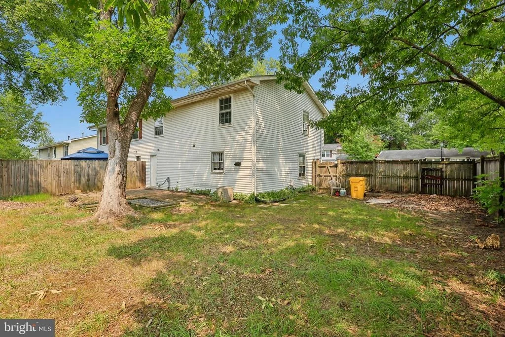 Photo of 720 CHAPELGATE DRIVE