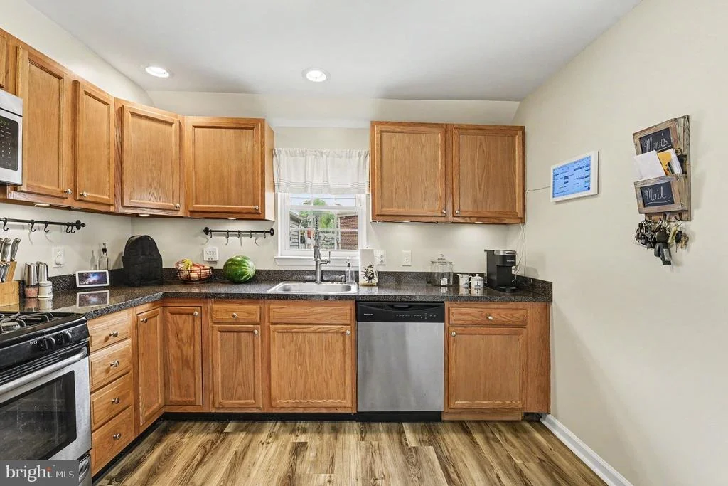 Photo of 3167 BAYBRIAR ROAD
