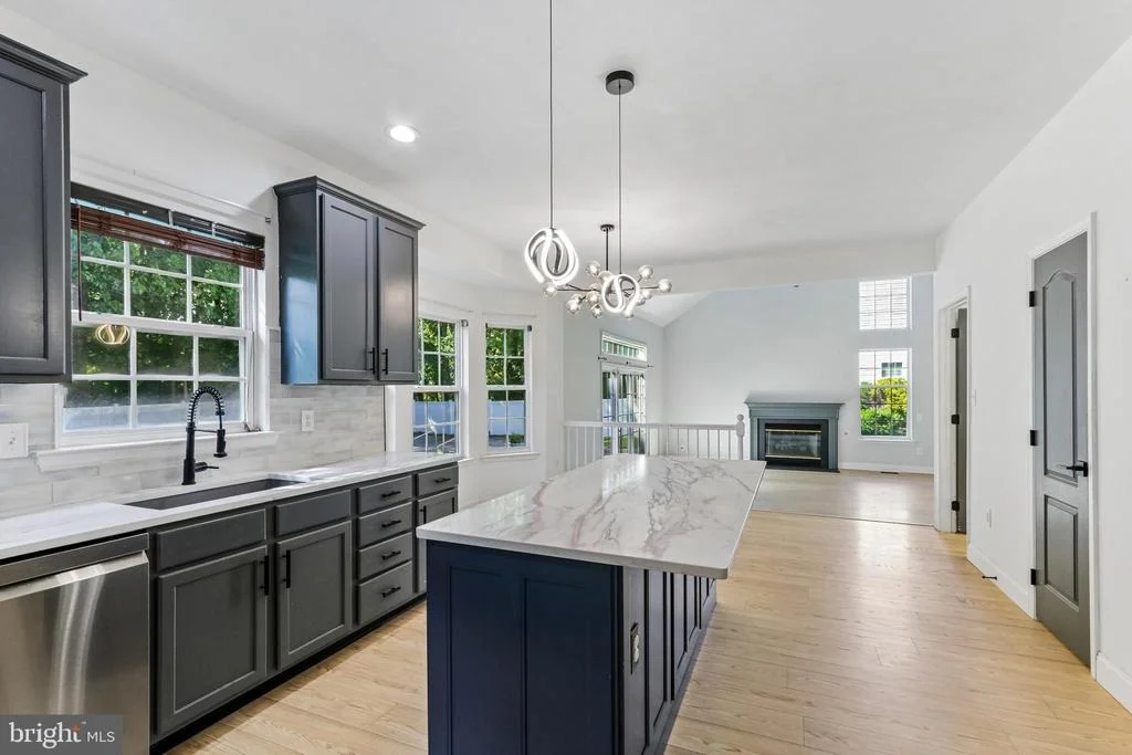 Photo of 7 LONGFELLOW LANE
