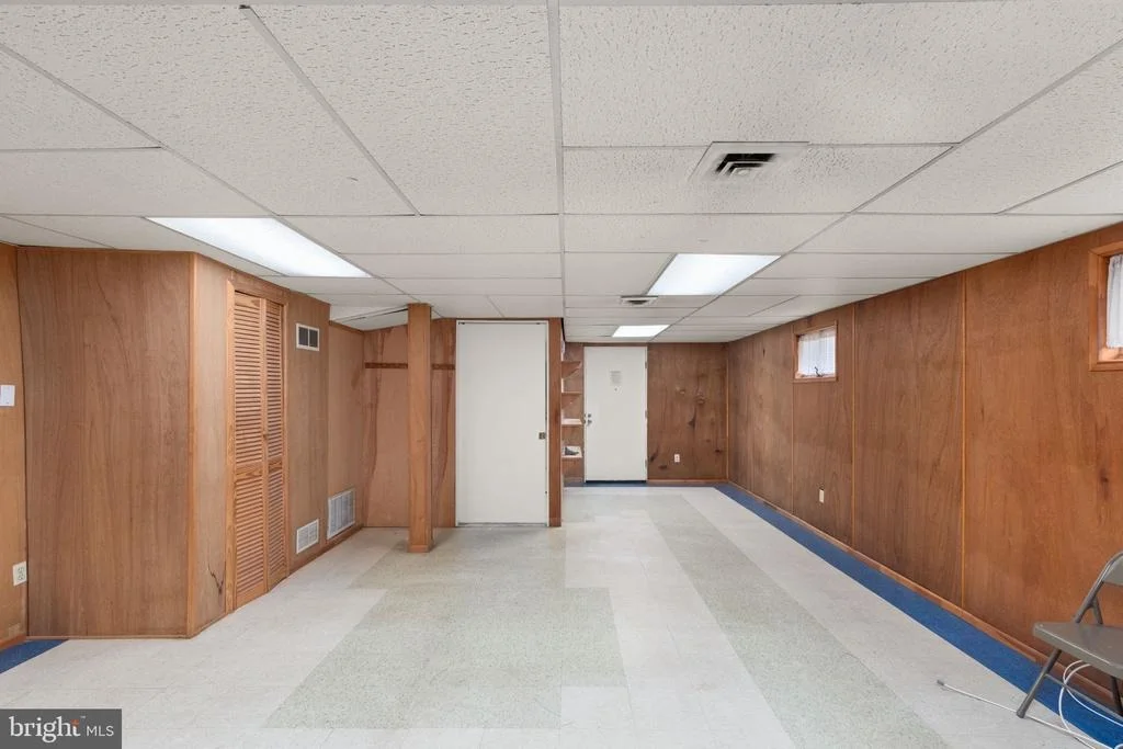Photo of 208 GLOUCESTER DRIVE