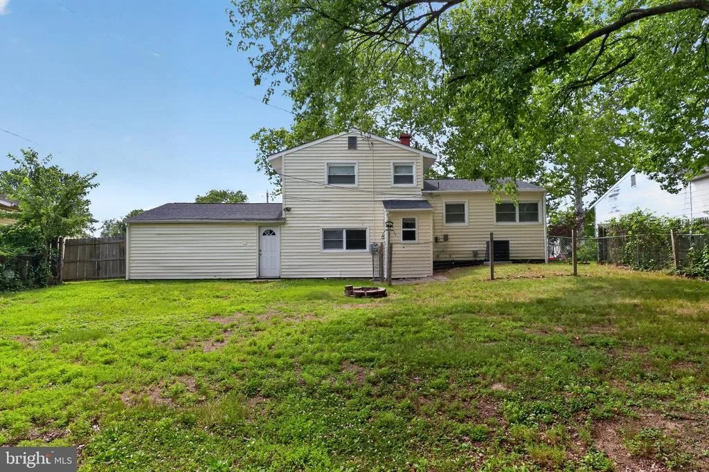 Photo of 714 S HARMONY ROAD