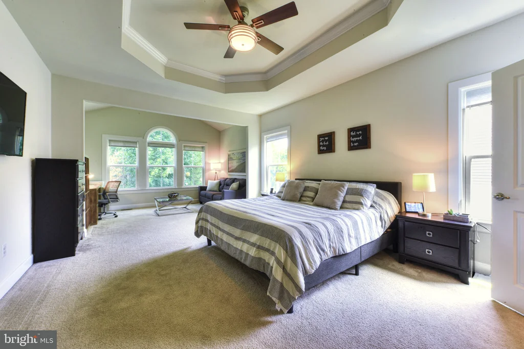 Photo of 33512 AUBURN DRIVE