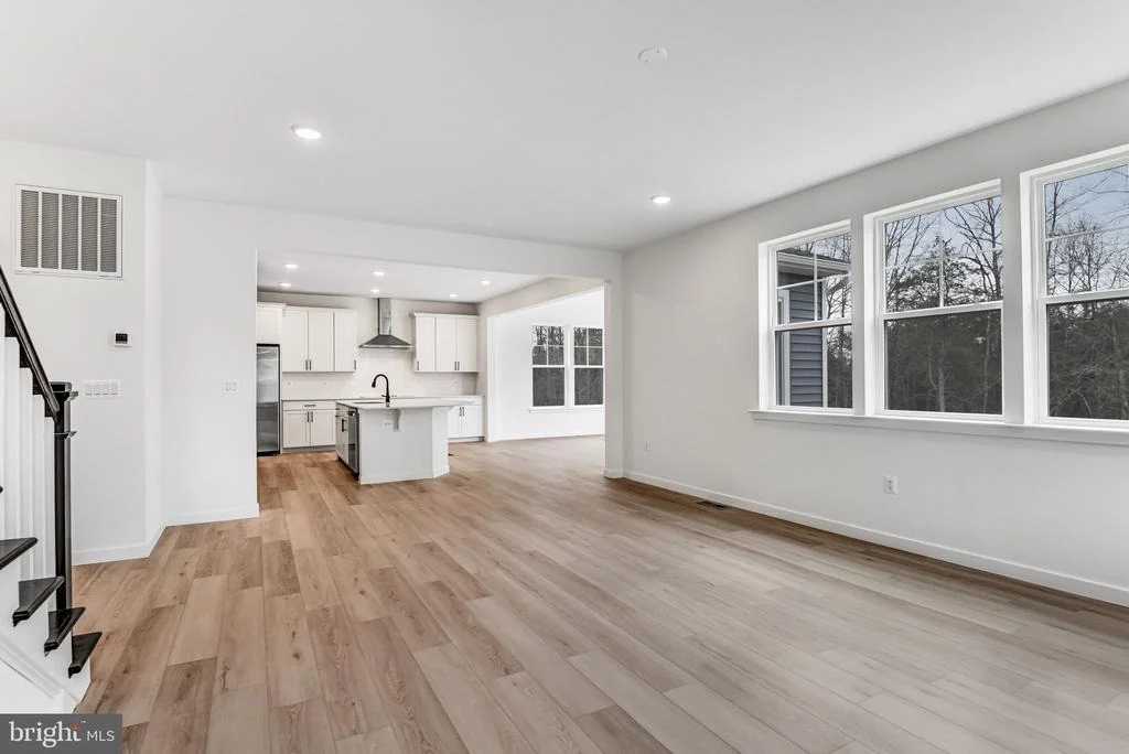 Photo of 2063 SPRINGVALE DRIVE