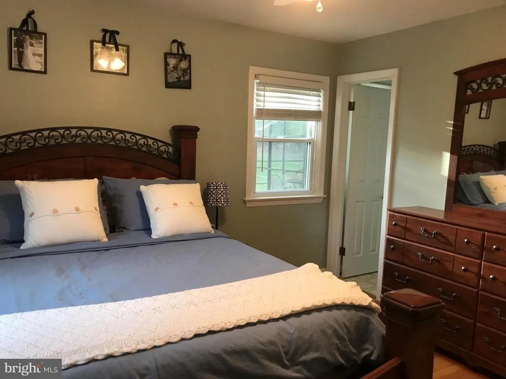 Photo of 105 FAIRVIEW AVENUE
