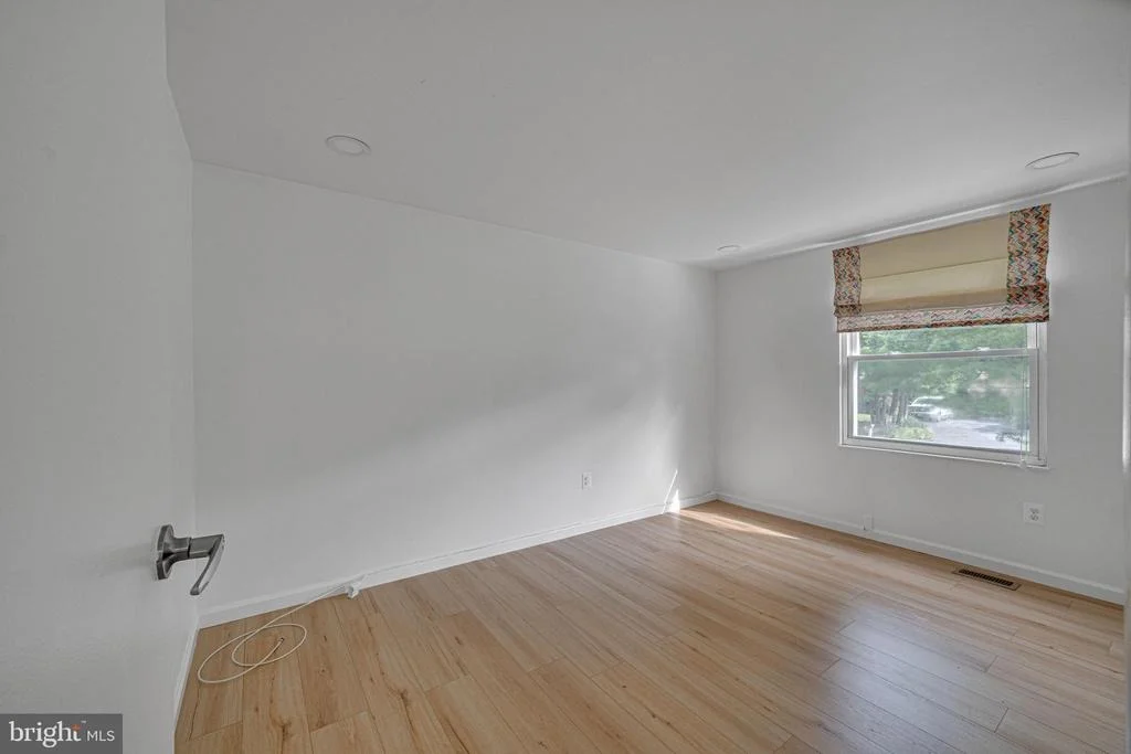 Photo of 19130 DOWDEN CIRCLE