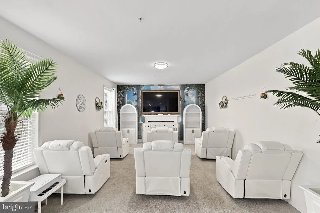 Photo of 18316 PETWORTH CIRCLE