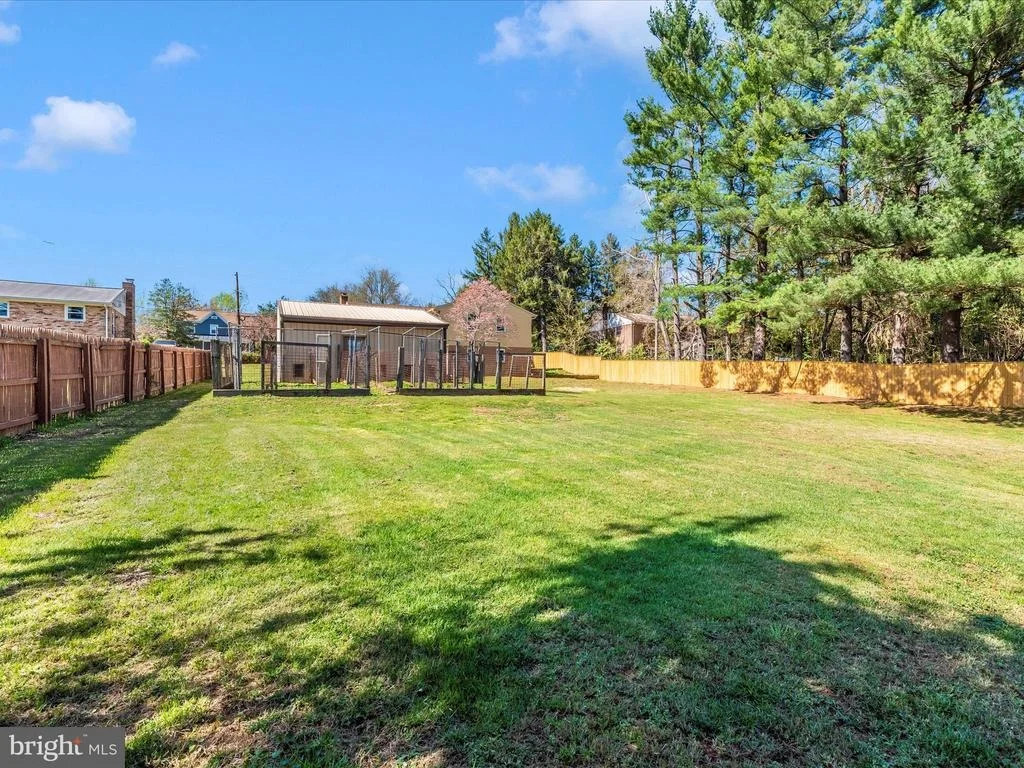 Photo of 15224 GANLEY ROAD