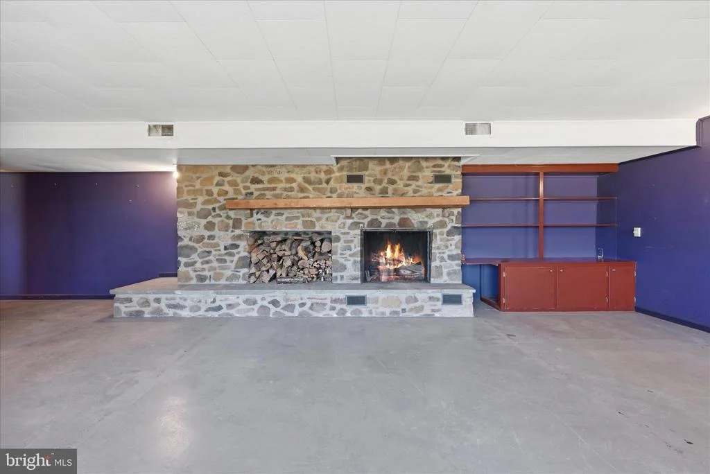 Photo of 2517 FIVE POINTS ROAD