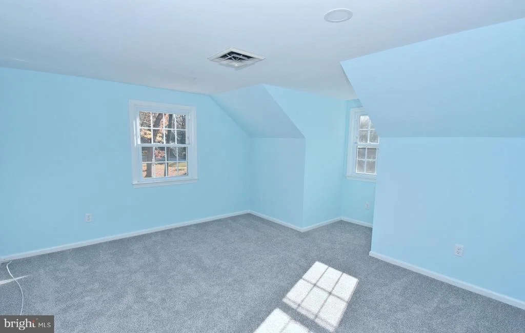 Photo of 4011 GROSSE POINT DRIVE