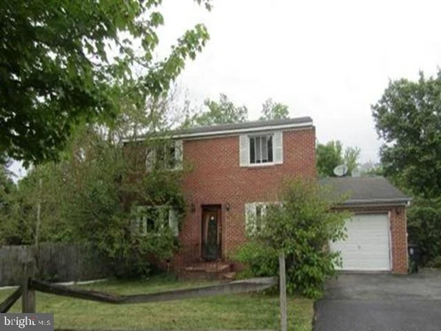 Photo of 4700 MEGAN DRIVE