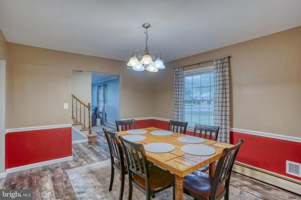 Photo of 103 S FAIRFIELD DRIVE