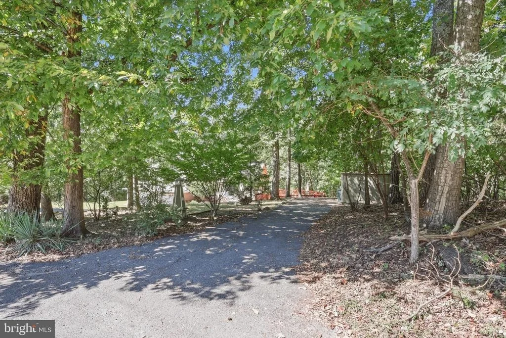 Photo of 24 SYDNEY CIRCLE