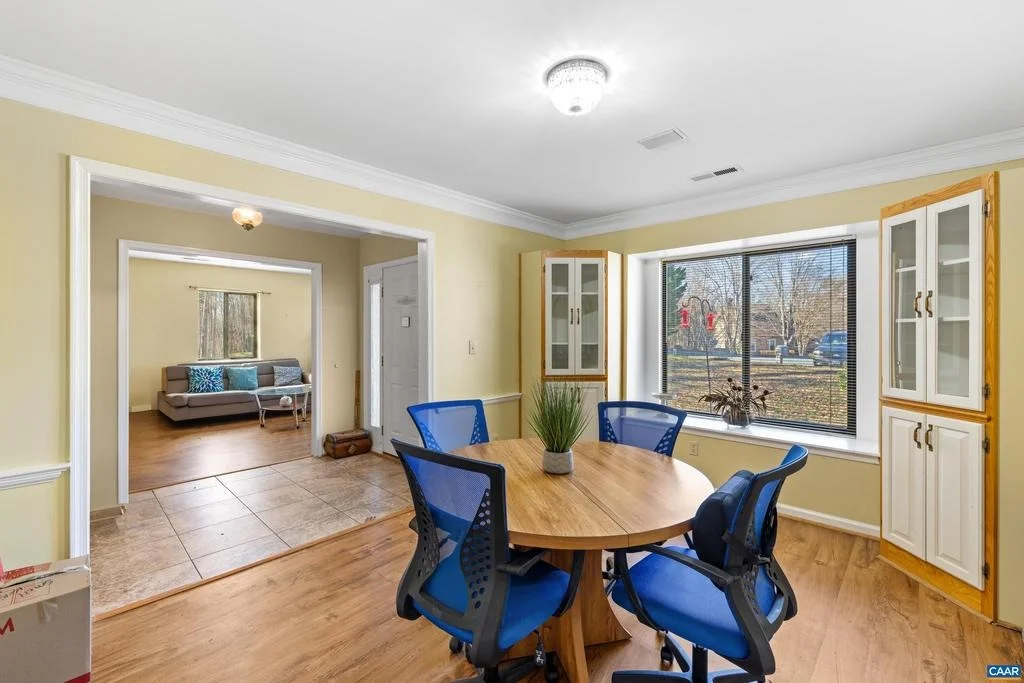 Photo of 465 HIDDEN RIDGE RD