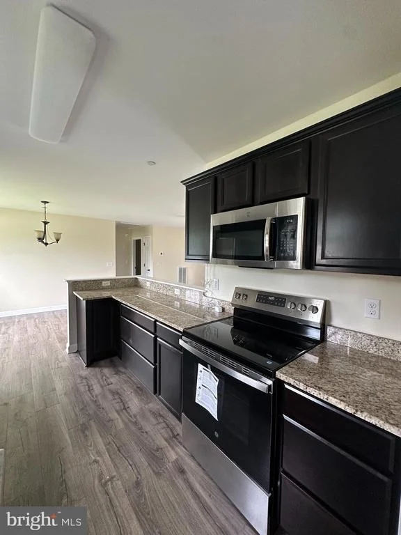 Photo of 403 CREEKSIDE TRAIL