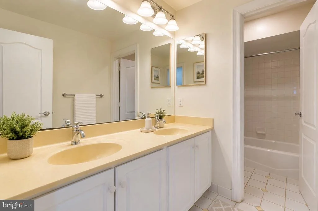Photo of 1489 BROADSTONE PLACE