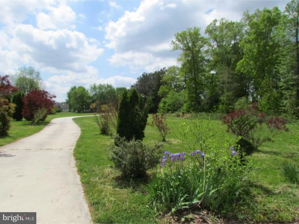 Photo of 402 ARTIS DRIVE
