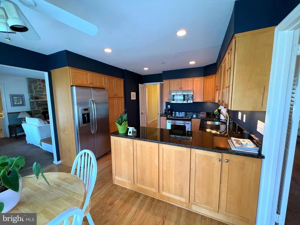 Photo of 15016 WHITEGATE ROAD