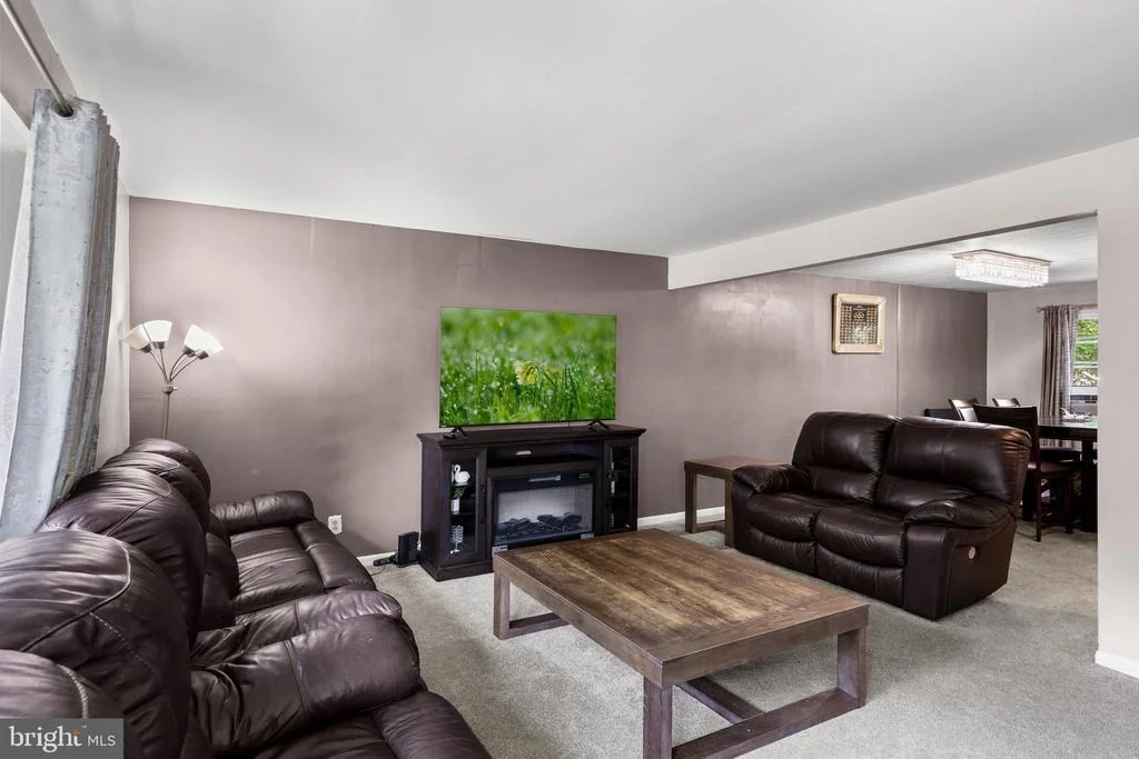 Photo of 318 HIALEAH DRIVE