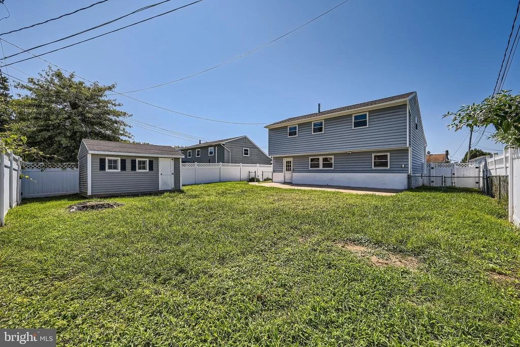 Photo of 7702 BEEKAY ROAD