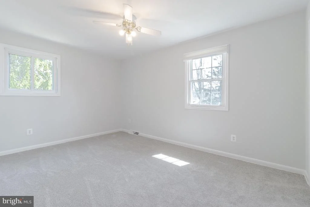 Photo of 16118 KENNY ROAD