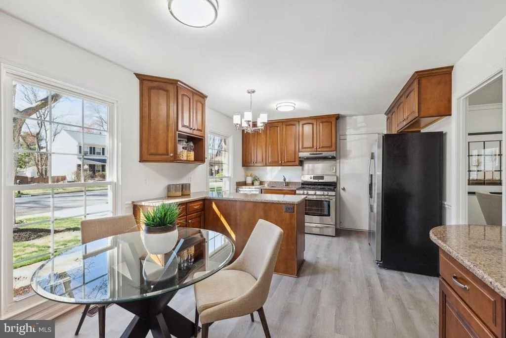 Photo of 9436 WALLINGFORD DRIVE