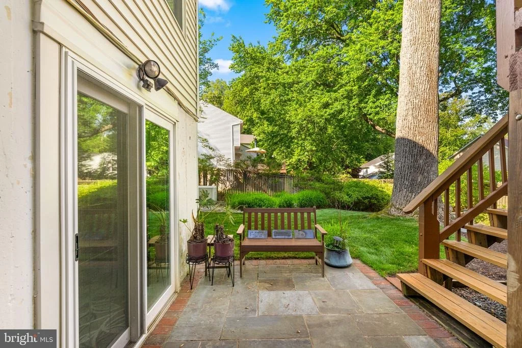 Photo of 9454 LAPSTRAKE LANE