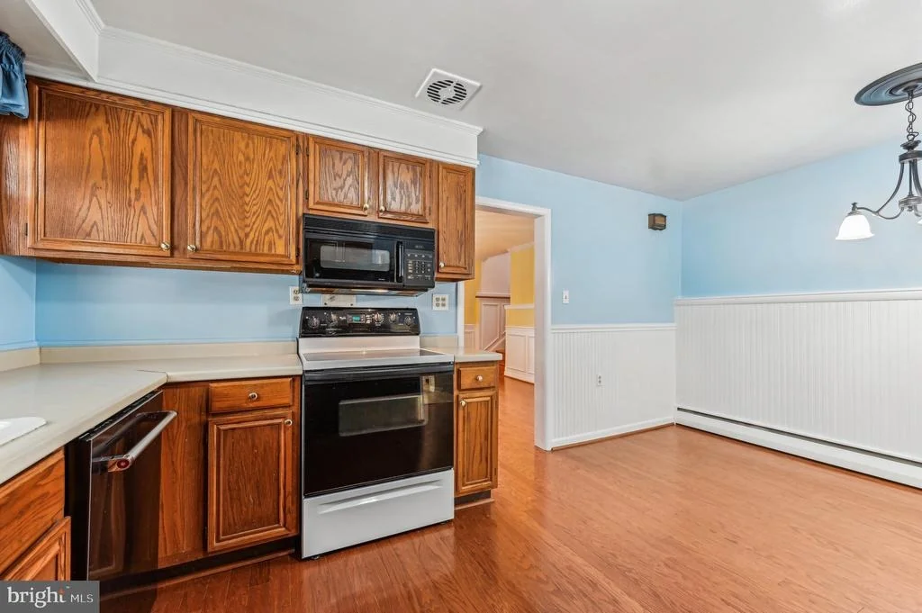 Photo of 33 SHERATON ROAD