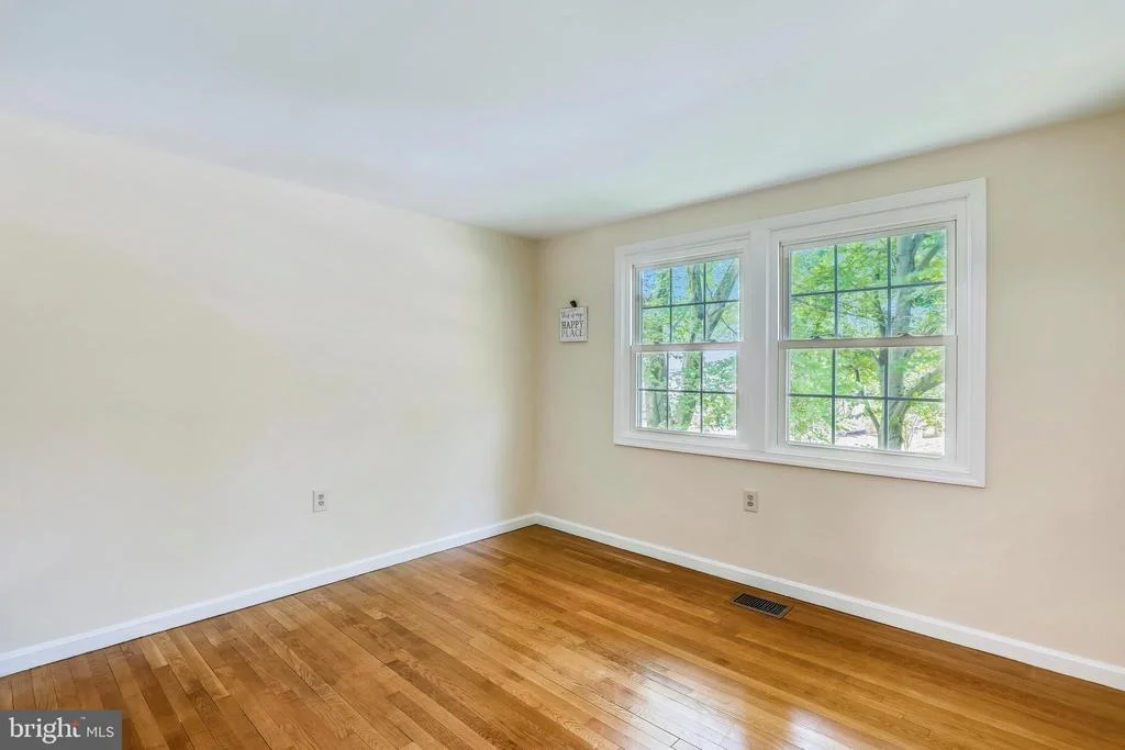 Photo of 14045 BREEZE HILL LANE
