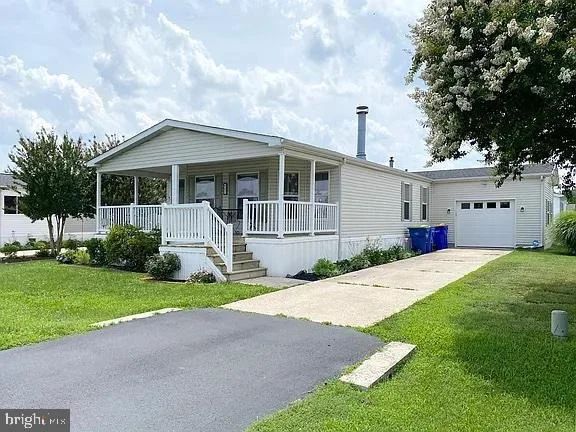 Photo of 41 WHITEHAVEN WAY