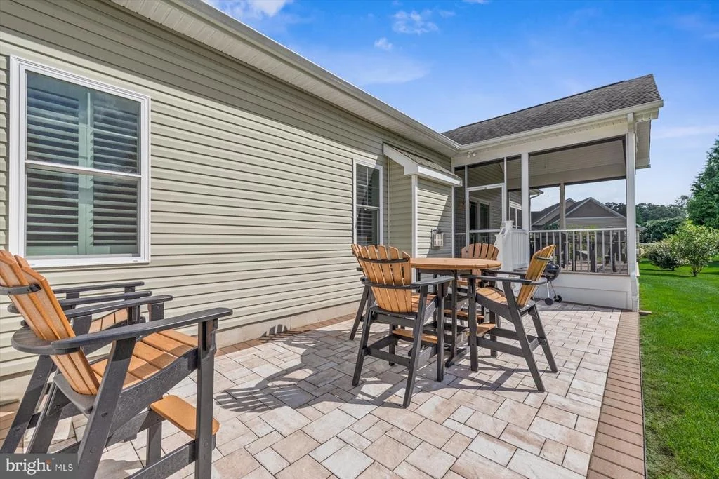 Photo of 24860 MISTLETOE DRIVE