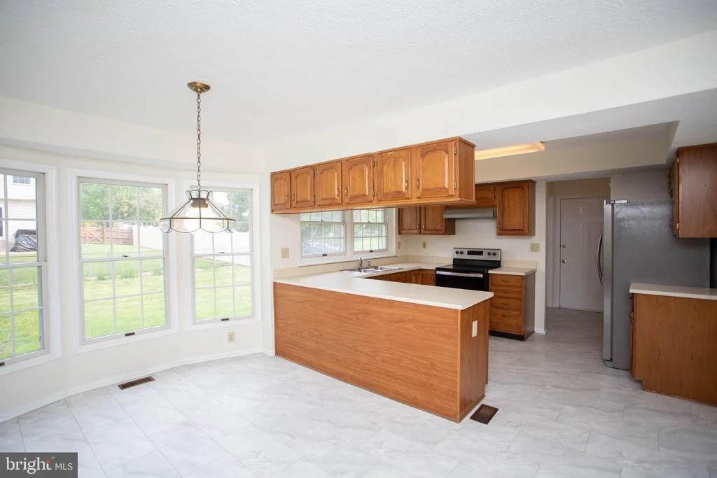 Photo of 143 RAMBLING ROAD
